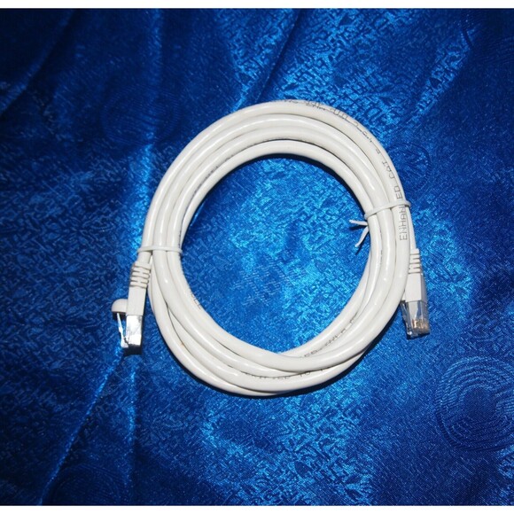 10 Foot Cat5E White Network Ethernet Patch Cable Enhanced 350MHZ UL&ETL - Picture 1 of 3